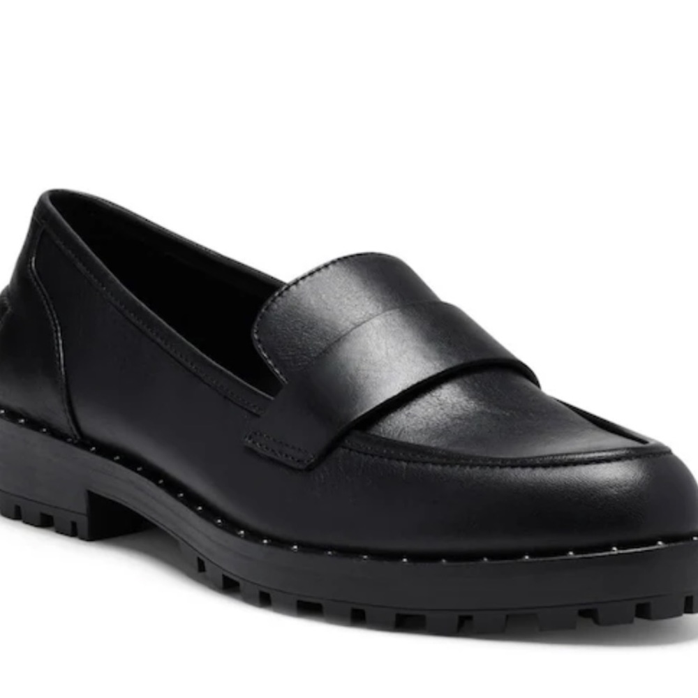Vince Camuto Black Leather Golinda Loafers Size 8
